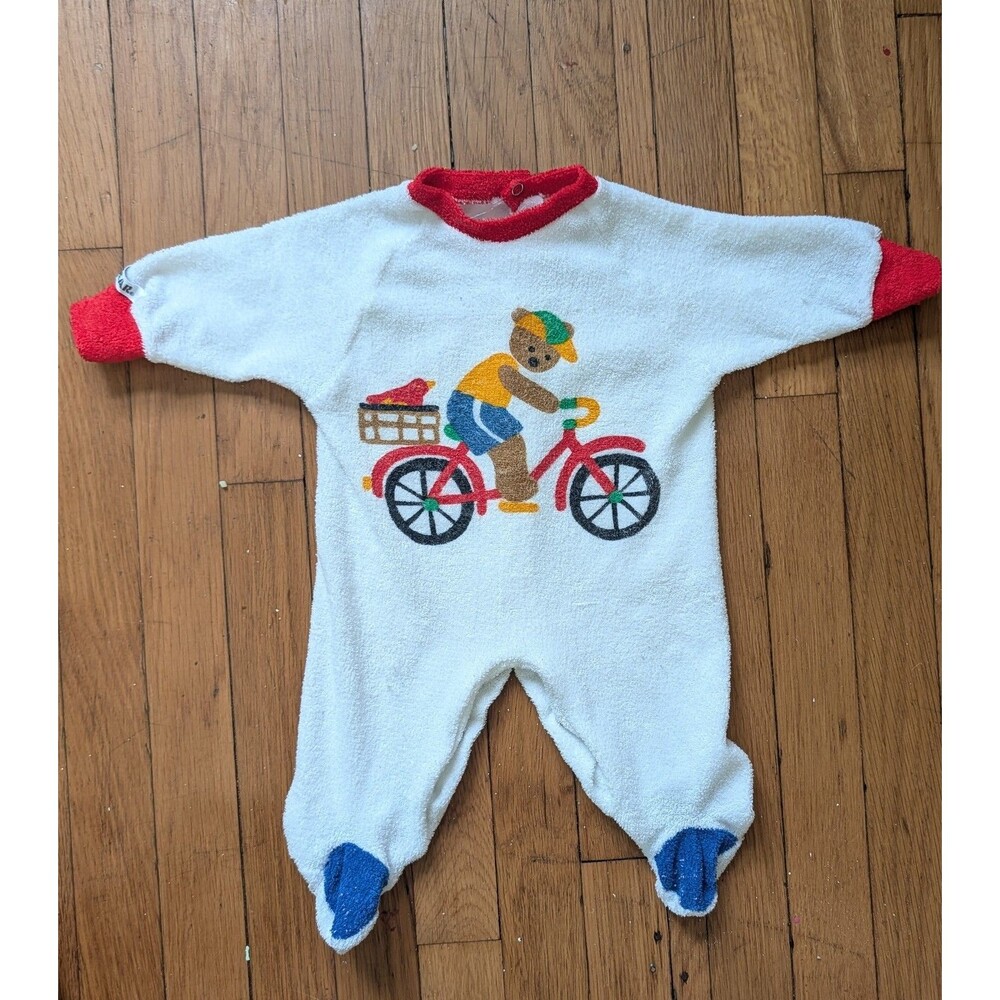 Vintage Bear On Bicycle Footed Unisex Baby Romper Pajamas Size 0-3 Months Terry